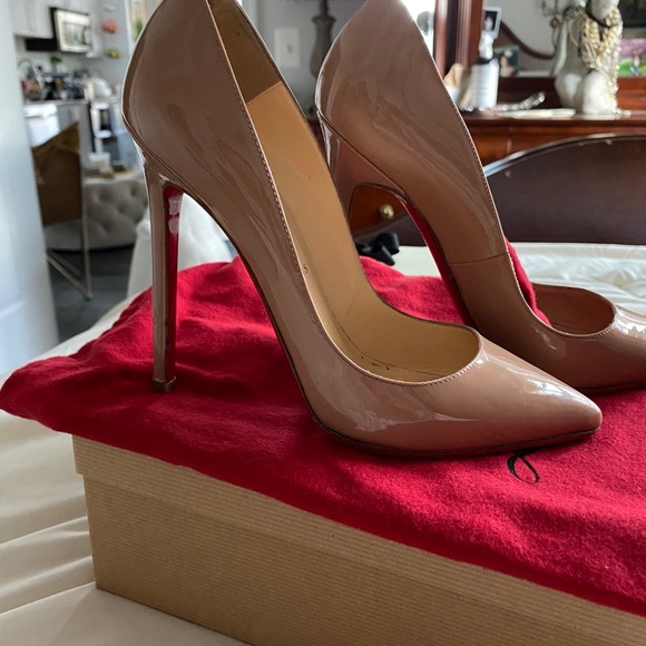 Christian Louboutin - Pigalle 120 Nude Patent 36 - Picture 2 of 6